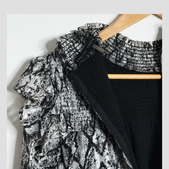 English Factory Dress Black Silver Snake Print Shirred Waist Long Sleeve Size XS - Picture 4 of 15